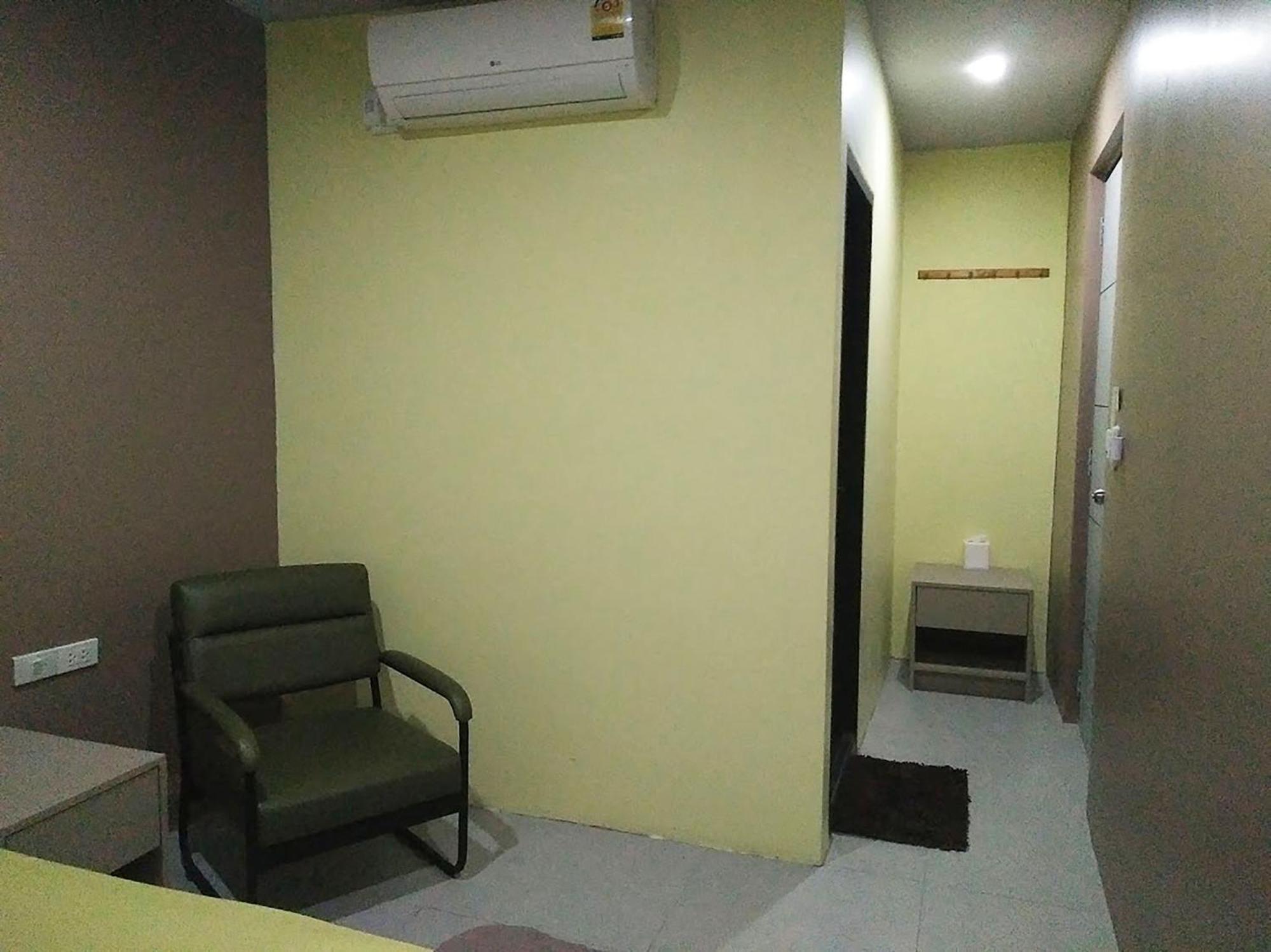 Hotel In Phuket House Exterior foto