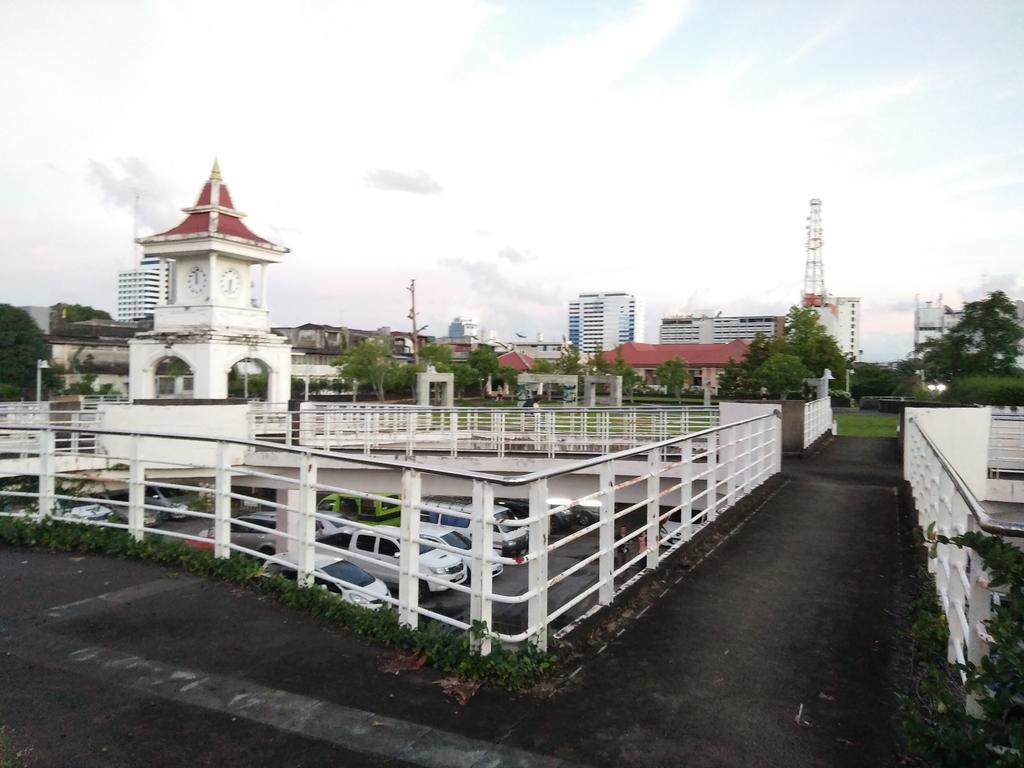 Hotel In Phuket House Exterior foto